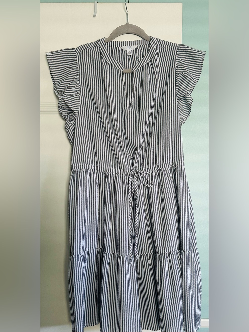Beautiful like new dress. Size large more than.